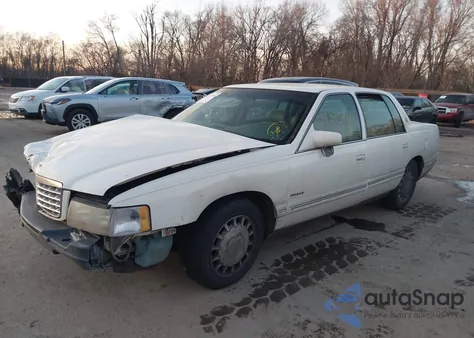 1997 Cadillac Deville Standard z USA, uszkodzony, nr VIN 1G6KD54Y3VU279294